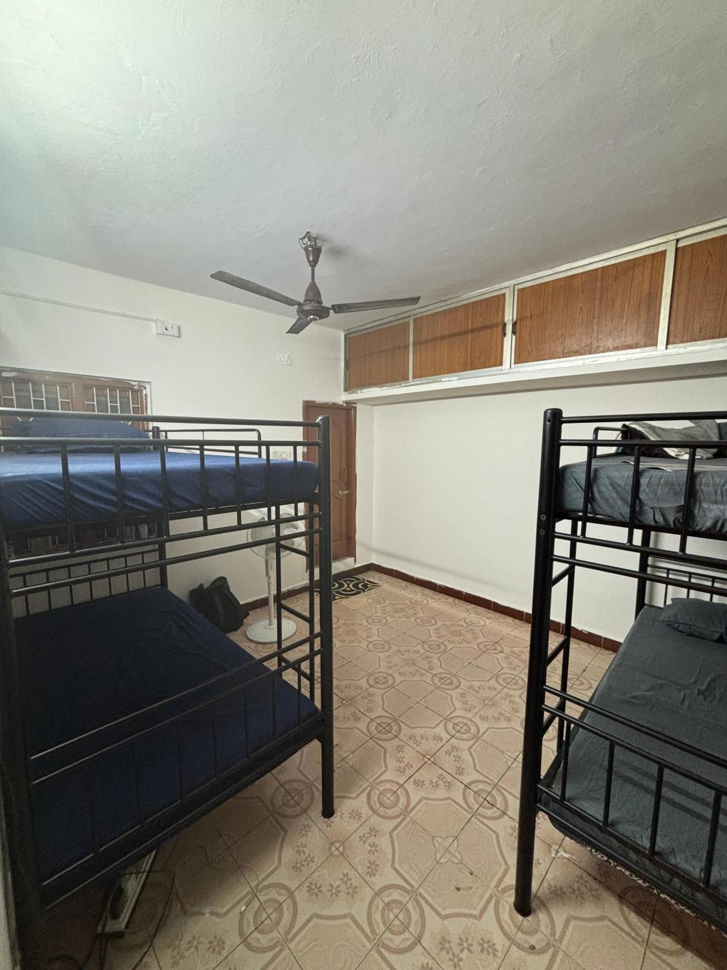 Hostel Madras Buitenkant foto
